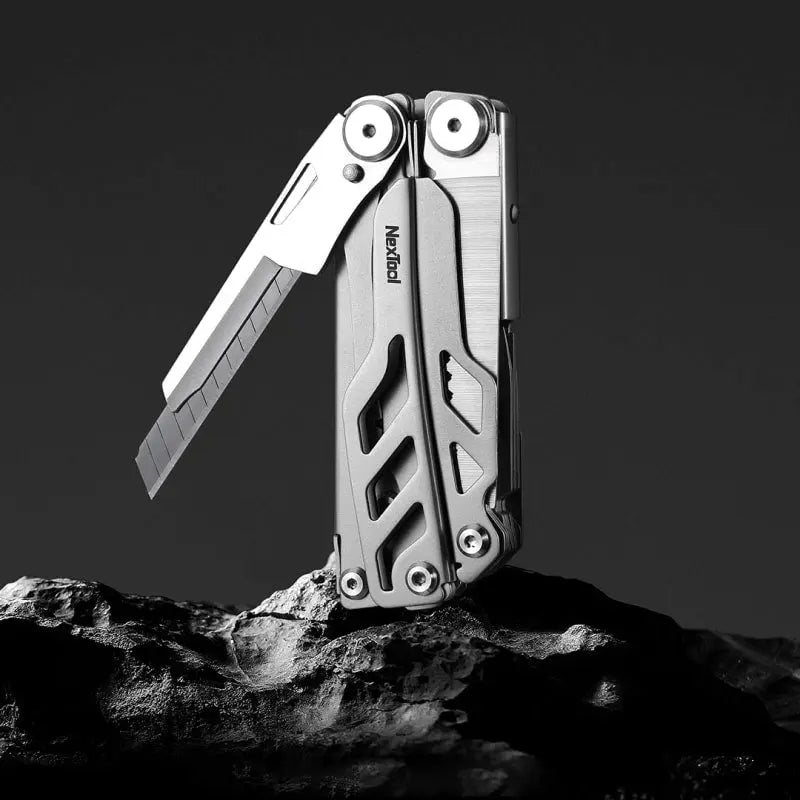 Heavy-duty EDC Foldable Multi-tool Cool Gadget